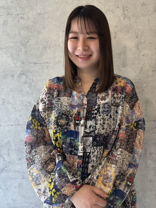 スタイリスト女性