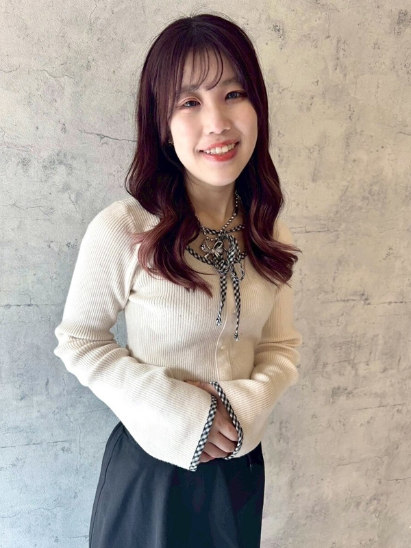 スタイリスト女性