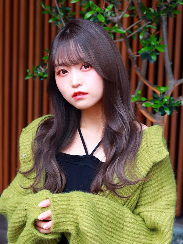 女性ロングヘア