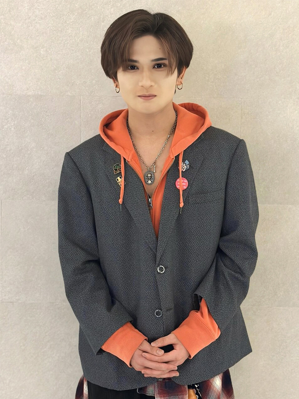 アシスタント男性